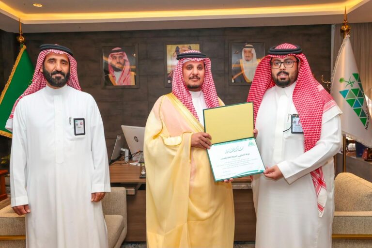 ‎أمانة منطقة حائل تُكرّم شركة المباني السريعة للمقاولات لمشاركتها الفاعلة في دعم أعمال ومشاريع موسم الحج لعام 1447هـ